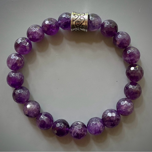 Purple Amethyst Handcrafted Bead Bracelet - Picture 2 of 5